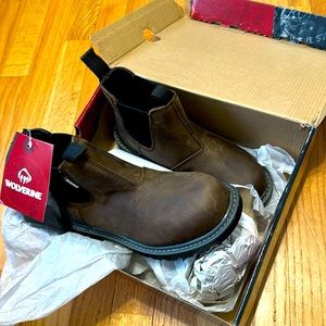 WOMEN'S FLOORHAND WOLVERINE SIZE 6